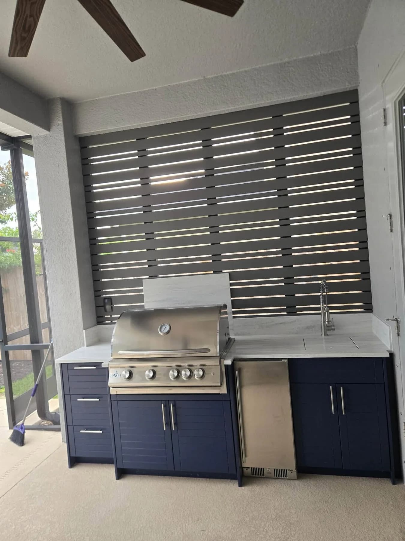 Outdoor-kitchen gallery photo showing HDPE cabinetry