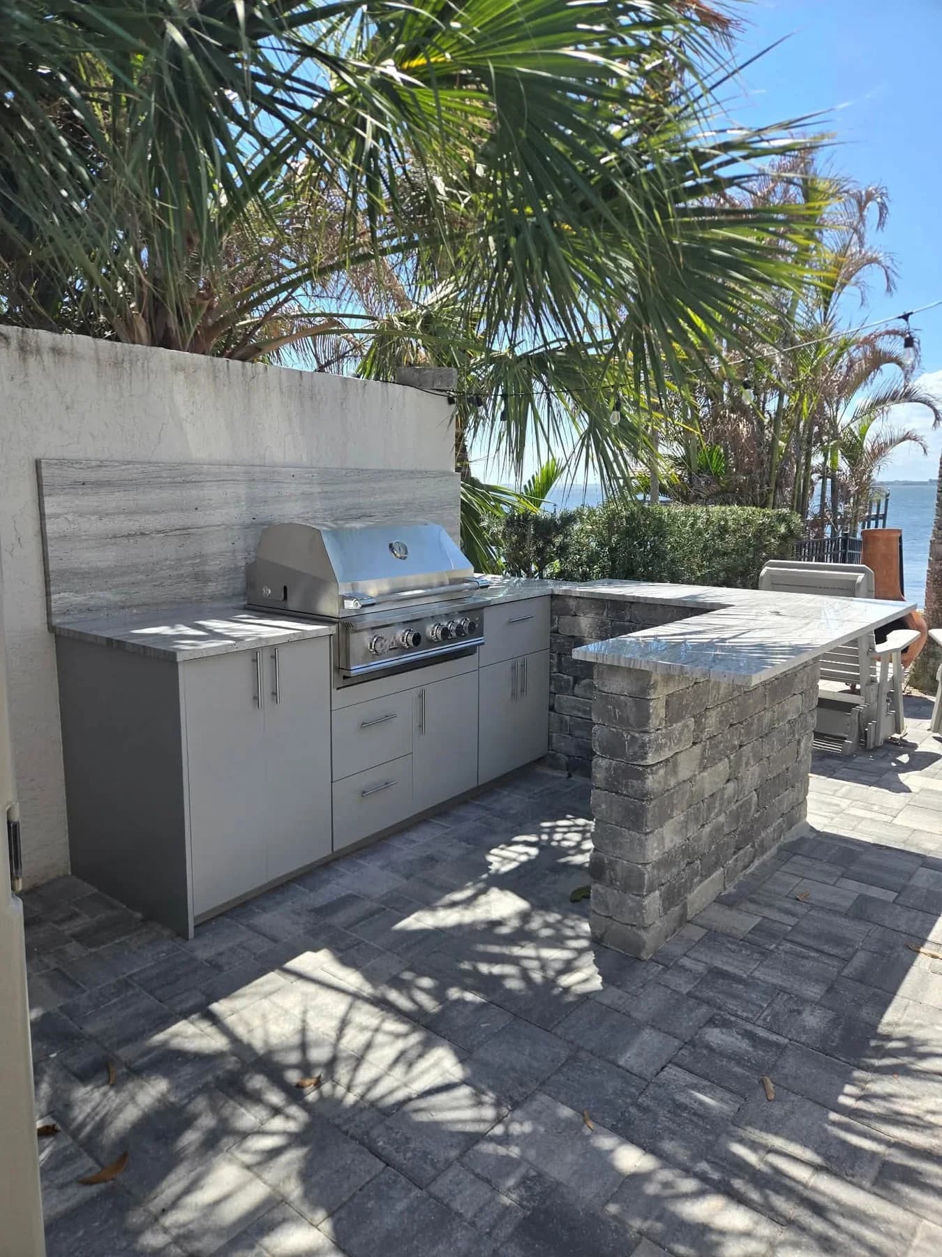 Outdoor-kitchen gallery photo showing HDPE cabinetry