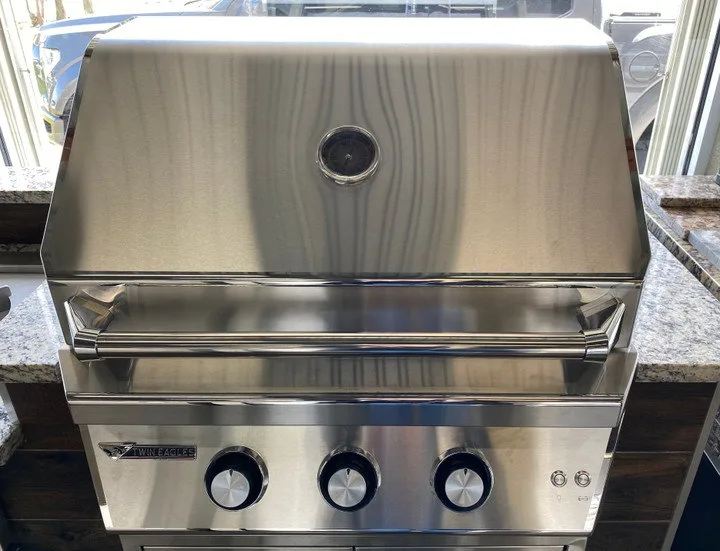 Twin Eagles 30" Built-in Grill with Rotisserie and Sear Zone - TEBQ30RS - Natural Gas